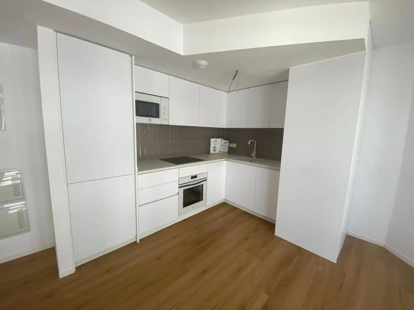 Apartamento con piscina en venta en calle carles roman ferrer 4, imagen 5