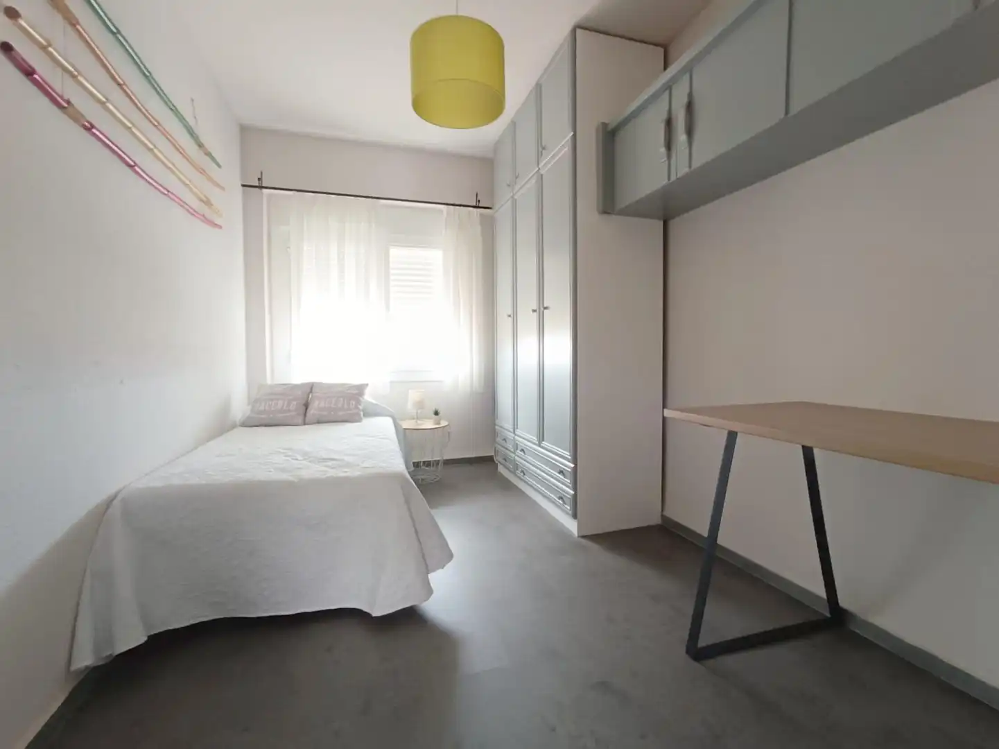 Dormitori de Apartament de lloguer en Almería amb Terrassa