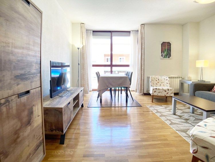 Flat to rent in Calle Riocabado, Los Cármenes, Latina