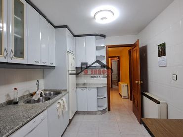 Piso con balcón en venta en DIPUTACIÓN