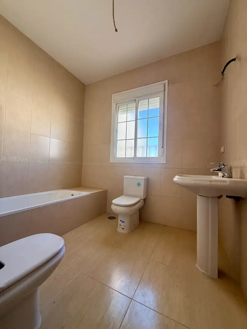 Bany de Casa o xalet en venda en Gilena, Sevilla