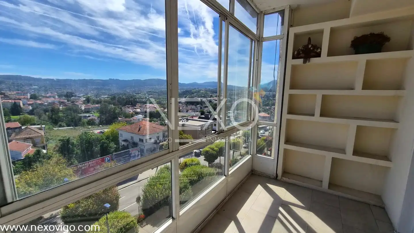 Flat for sale in Avenida da Gran Vía, O Castro