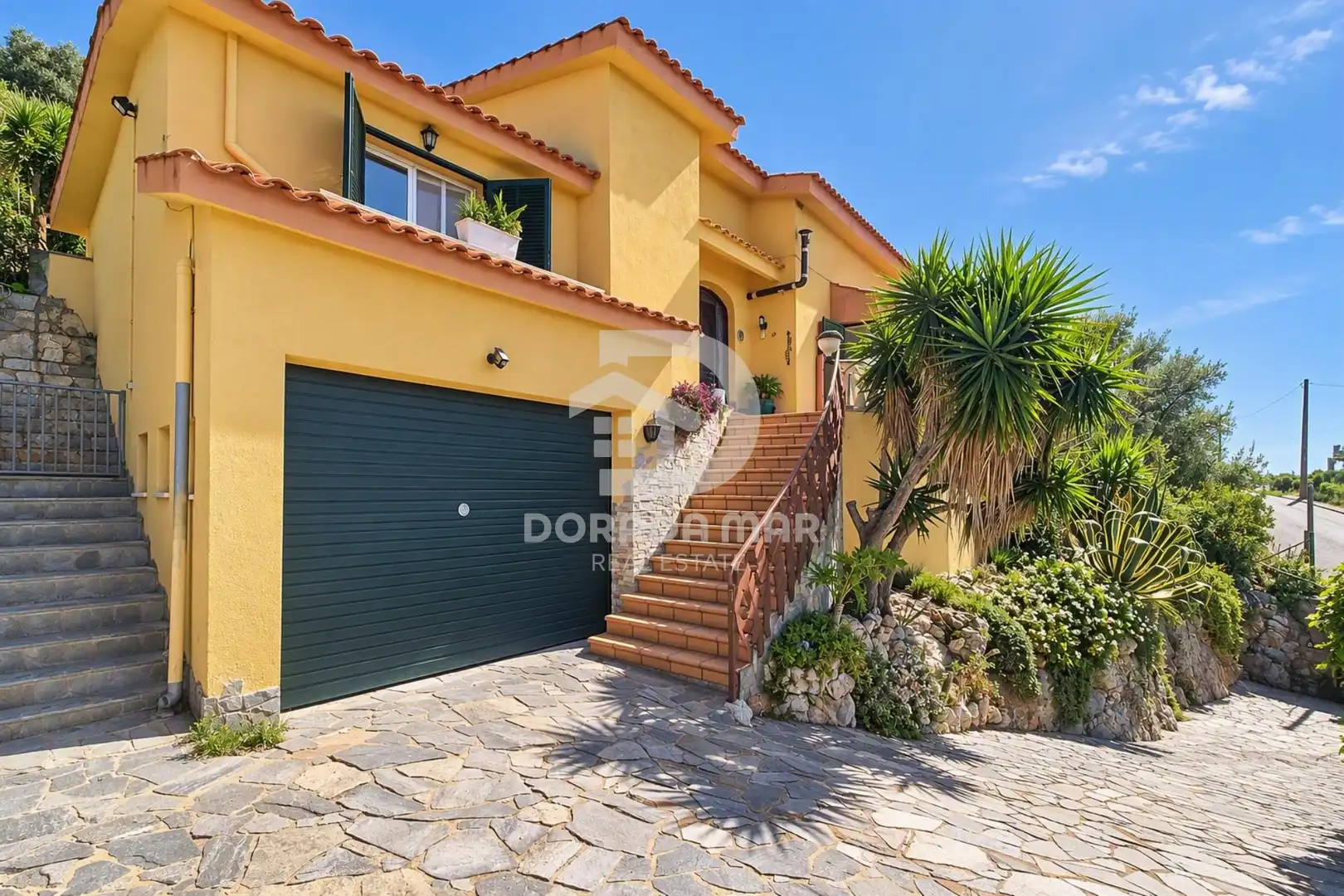 Casa con jardín en venta en de Llebeig, imagen 2