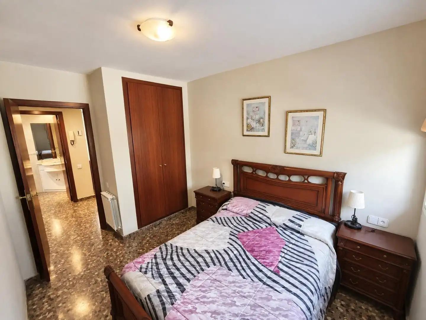 Habitación de Dúplex en venta en Montcada i Reixac con Calefacción y Terraza