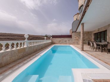 Xalet amb piscina en venda a Calle Marie Curie 4