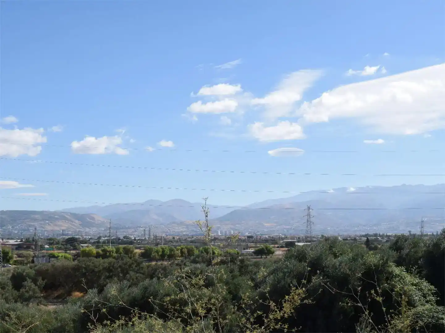 Vista exterior de Pis en venda en Las Gabias amb Aire condicionat, Piscina i Balcó