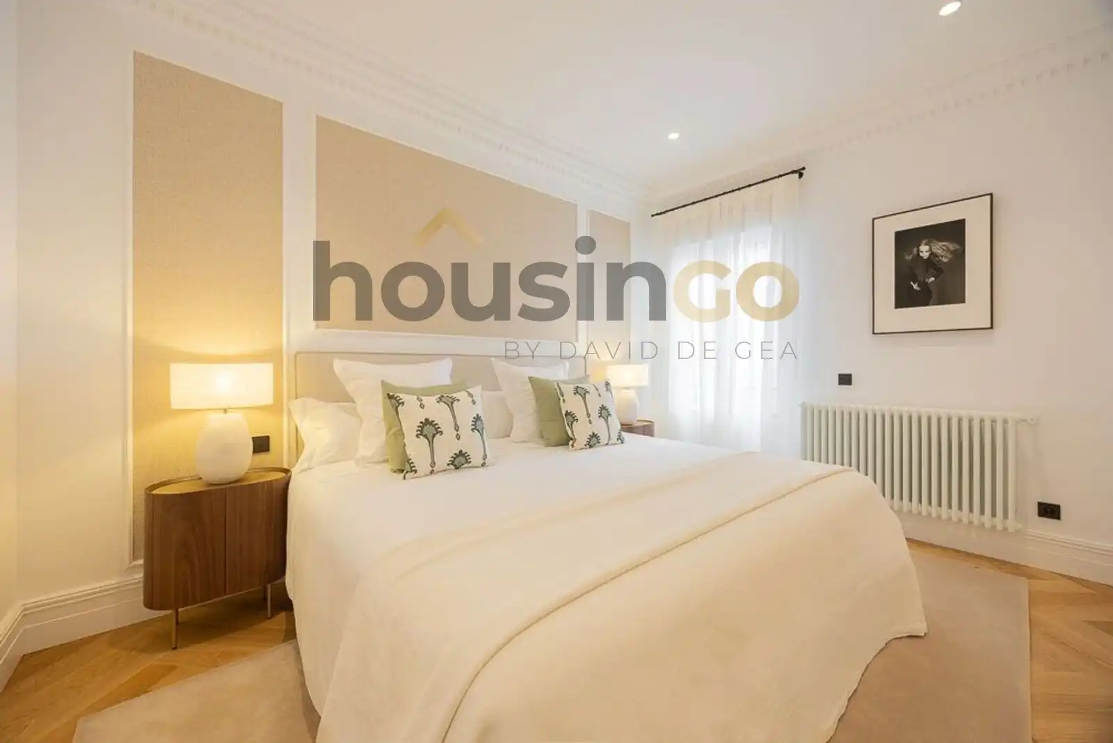 Bedroom of Flat for sale in Madrid  with Air Conditioner, Heating and Parquet flooring