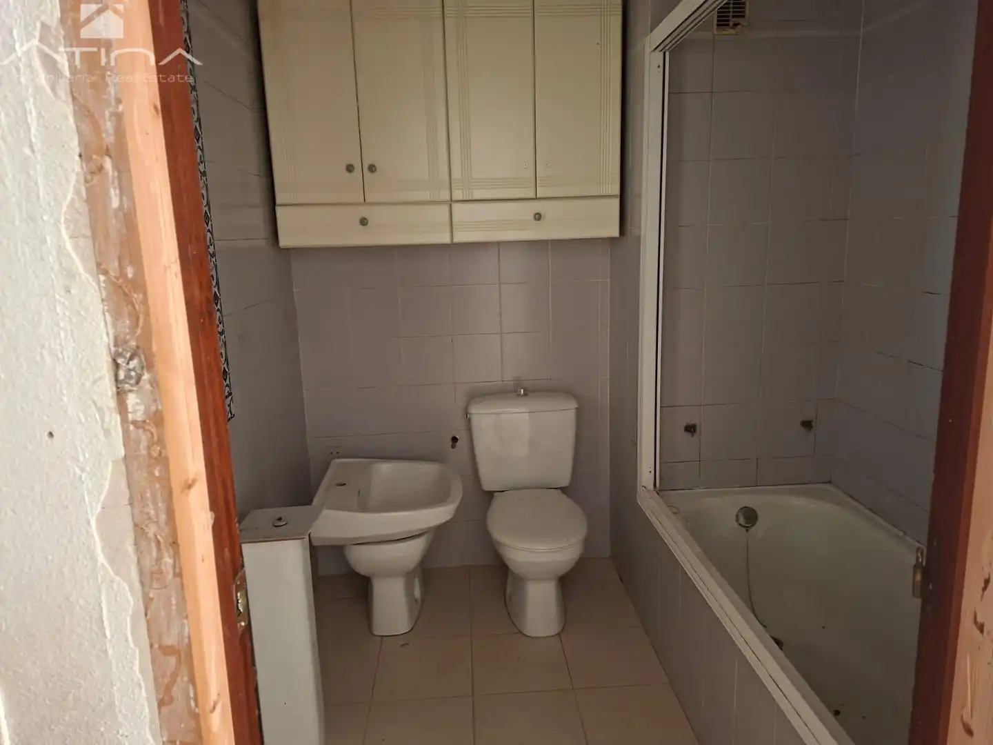 Baño de Piso en venta en Gandia con Balcón