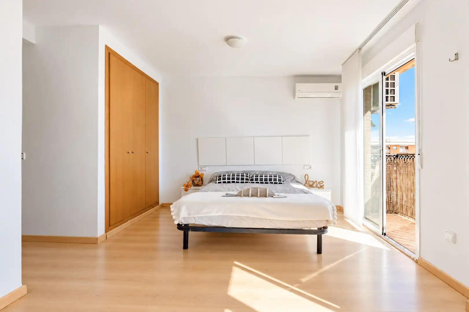 Habitación de Dúplex en venta en Plaza Xúquer