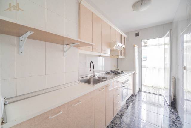 Piso en Venta en Calle Mármol en Virgen del Rosario