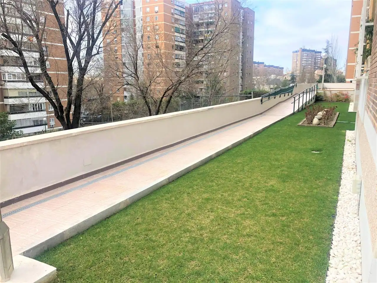 Terraza de Piso en venta en Madrid con Calefacción, Parquet y Terraza