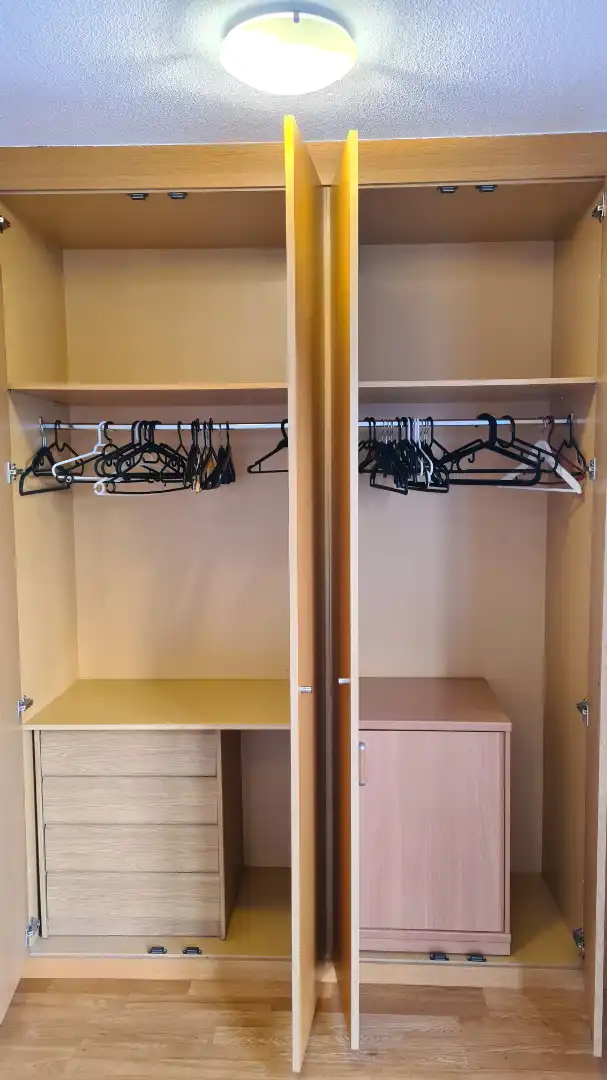 Habitación de Casa adosada de alquiler en Ensanche