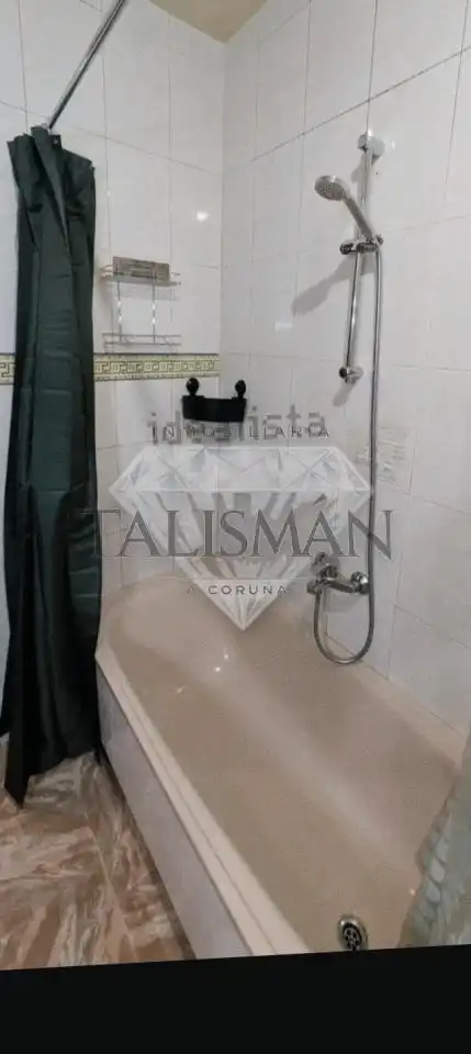 Bany de Pis de lloguer en Vila de Cruces amb Traster i Moblat