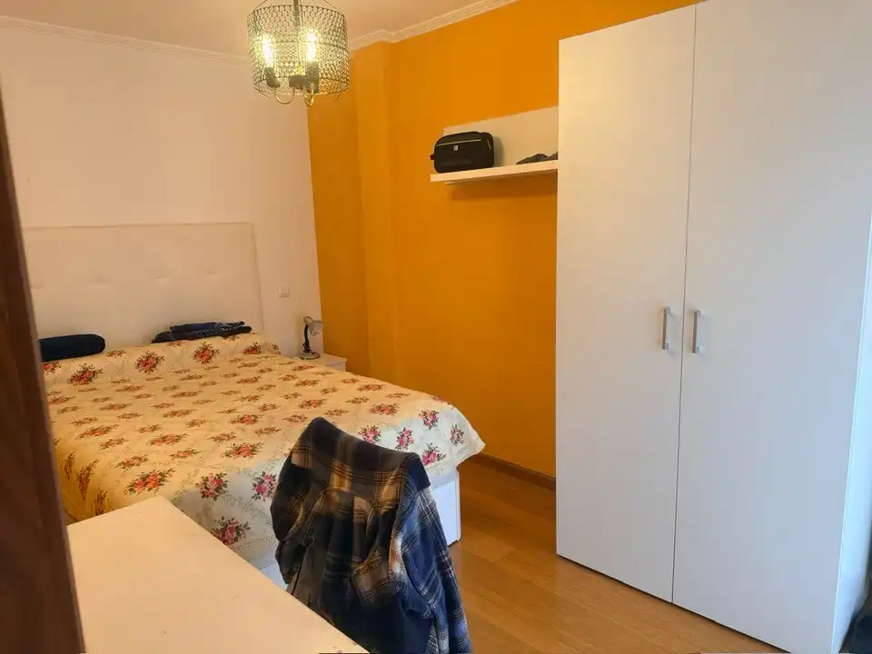 Habitación de Casa adosada en venta en Torrelavega  con Calefacción, Parquet y Terraza