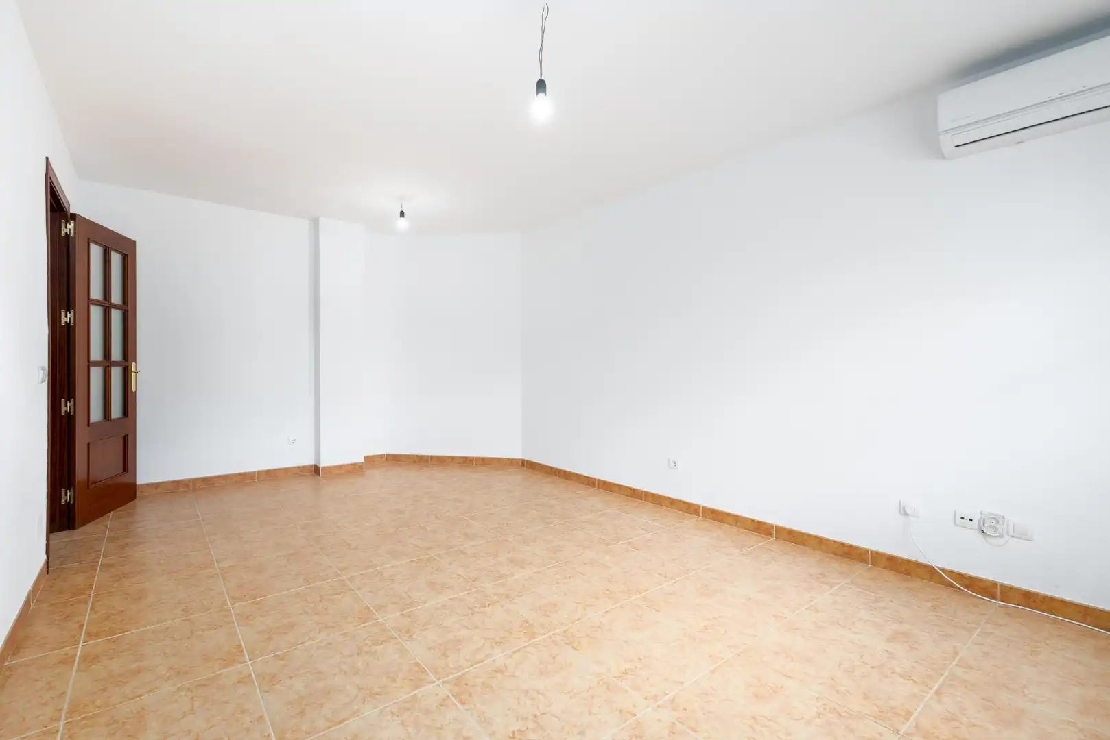 Apartament en venda a Calle Jovellanos #bajo, imagen 4