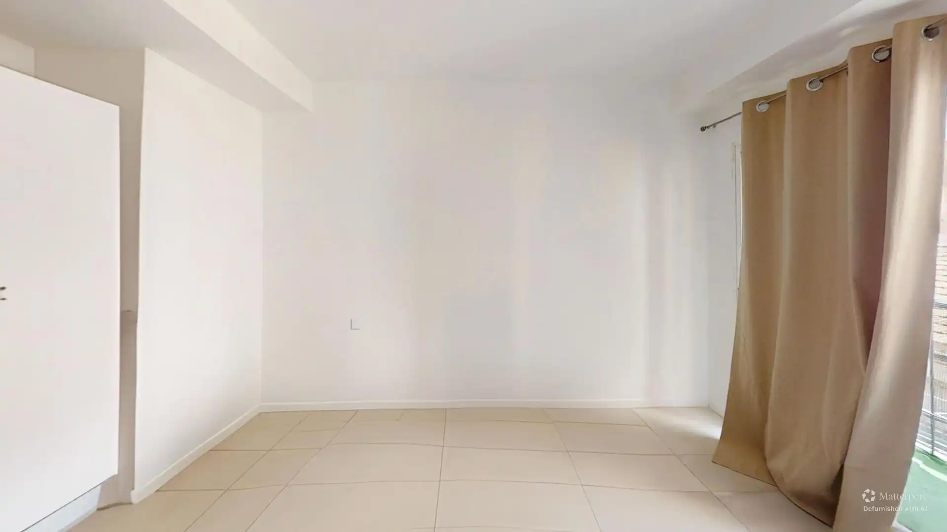Piso en venta en Alicante / Alacant con Amueblado, Lavadora y Balcón