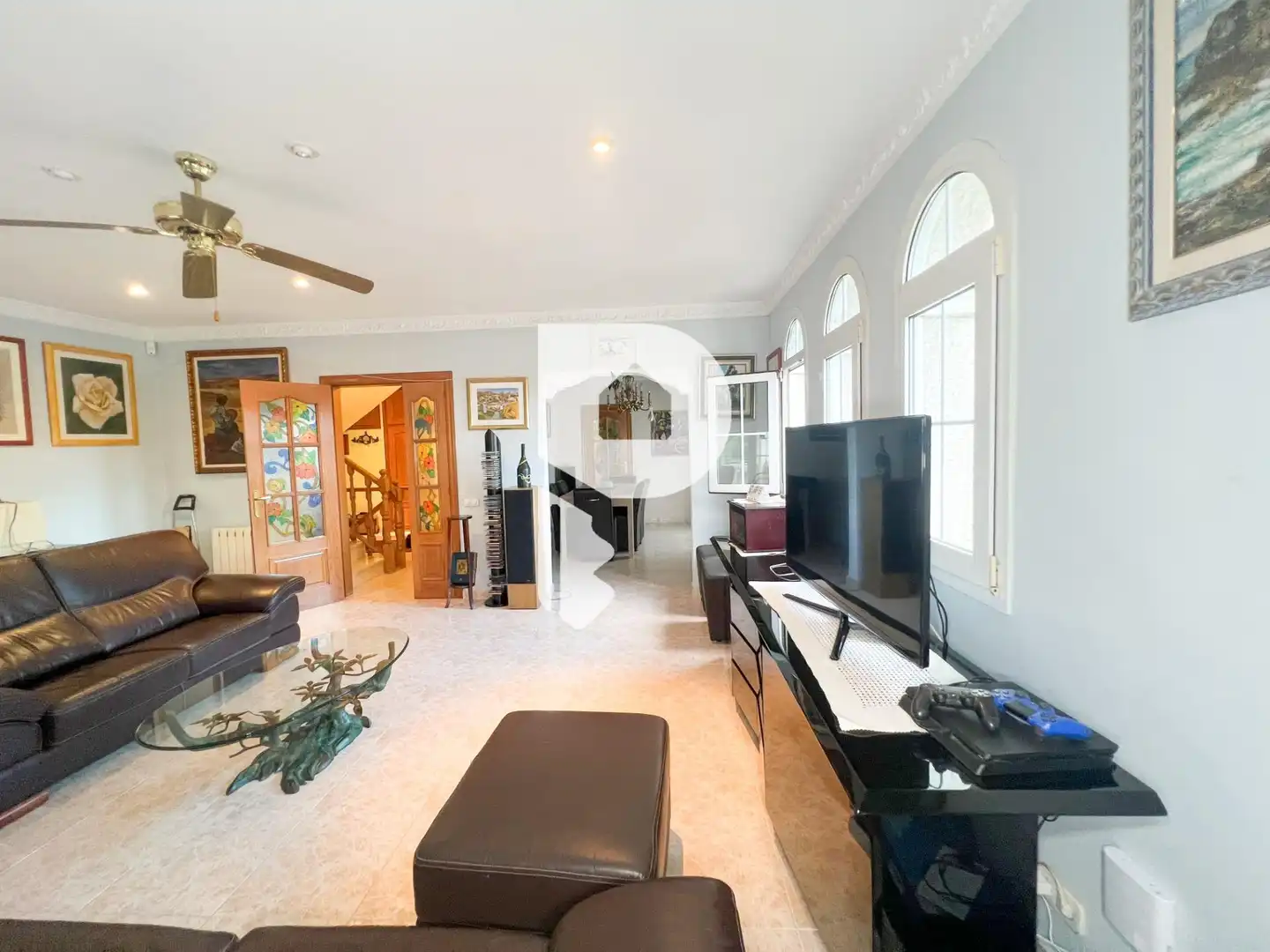 Sala de estar de Casa o chalet en venta en Vallirana con Calefacción, Jardín privado y Terraza
