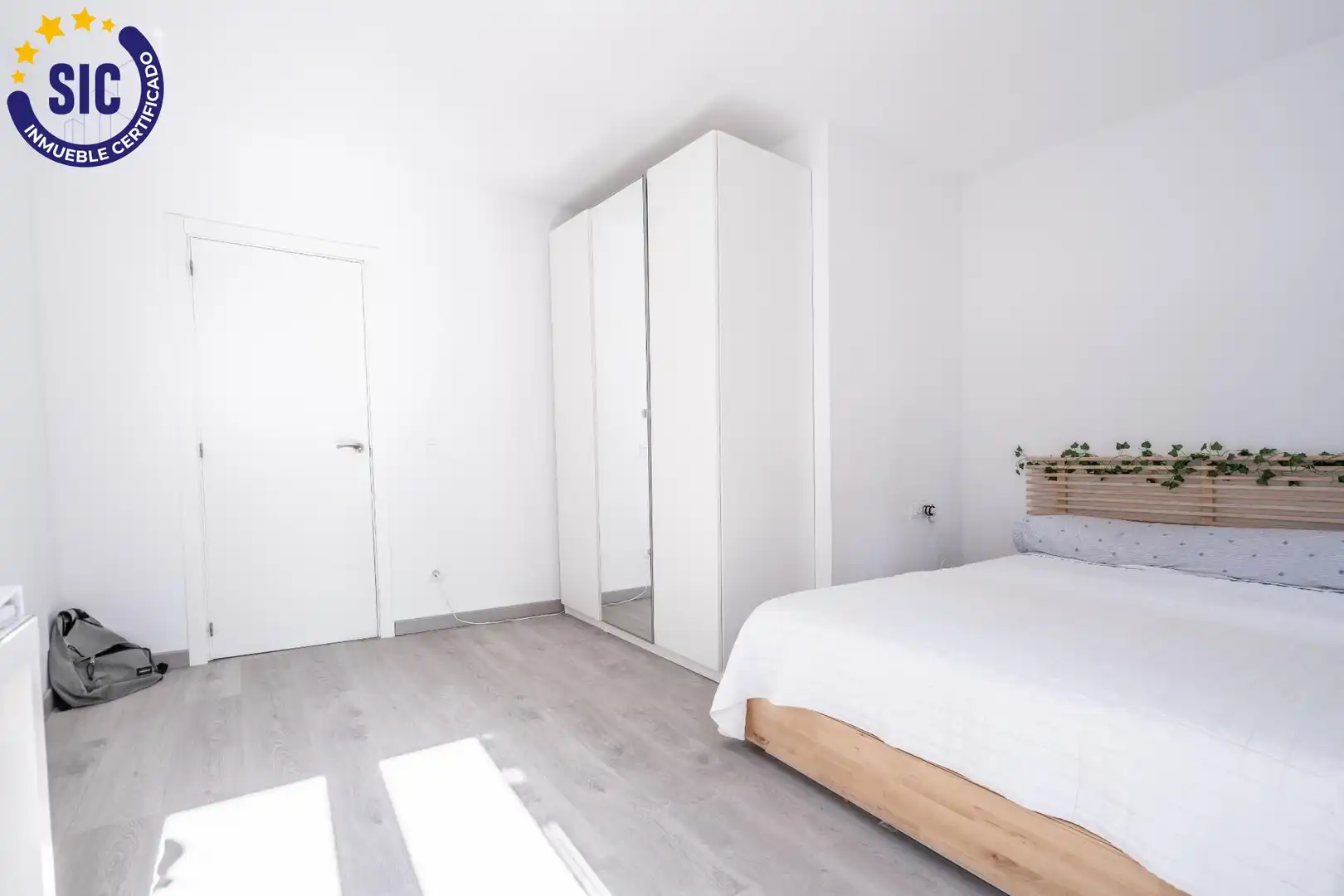 Schlafzimmer von Haus oder Chalet zum Verkauf in Valencia mit Privatgarten, Terrasse und Schwimmbad