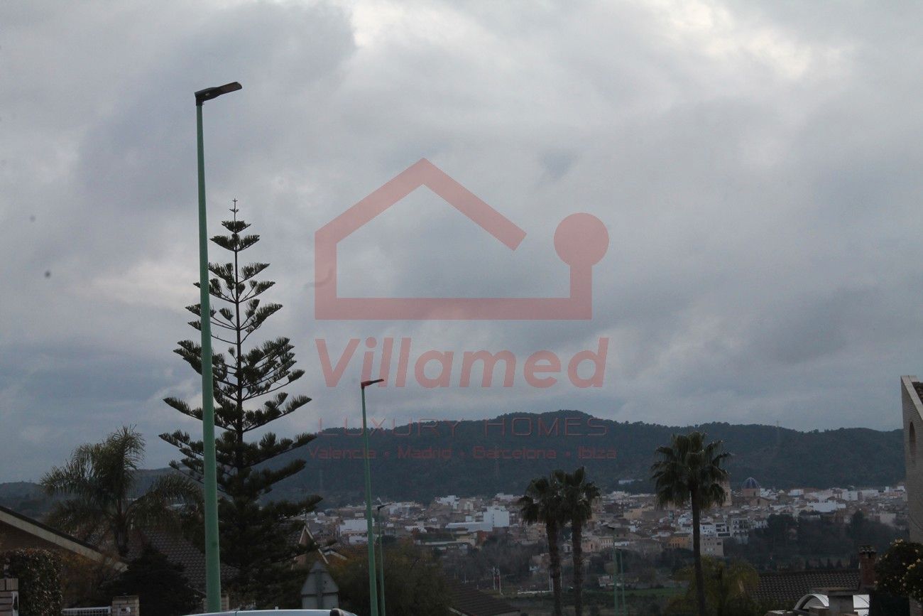 Vista exterior de Residencial en venda en Riba-roja de Túria