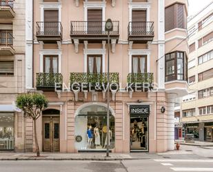 Vista exterior de Apartament en venda en Castro-Urdiales amb Aire condicionat, Calefacció i Balcó