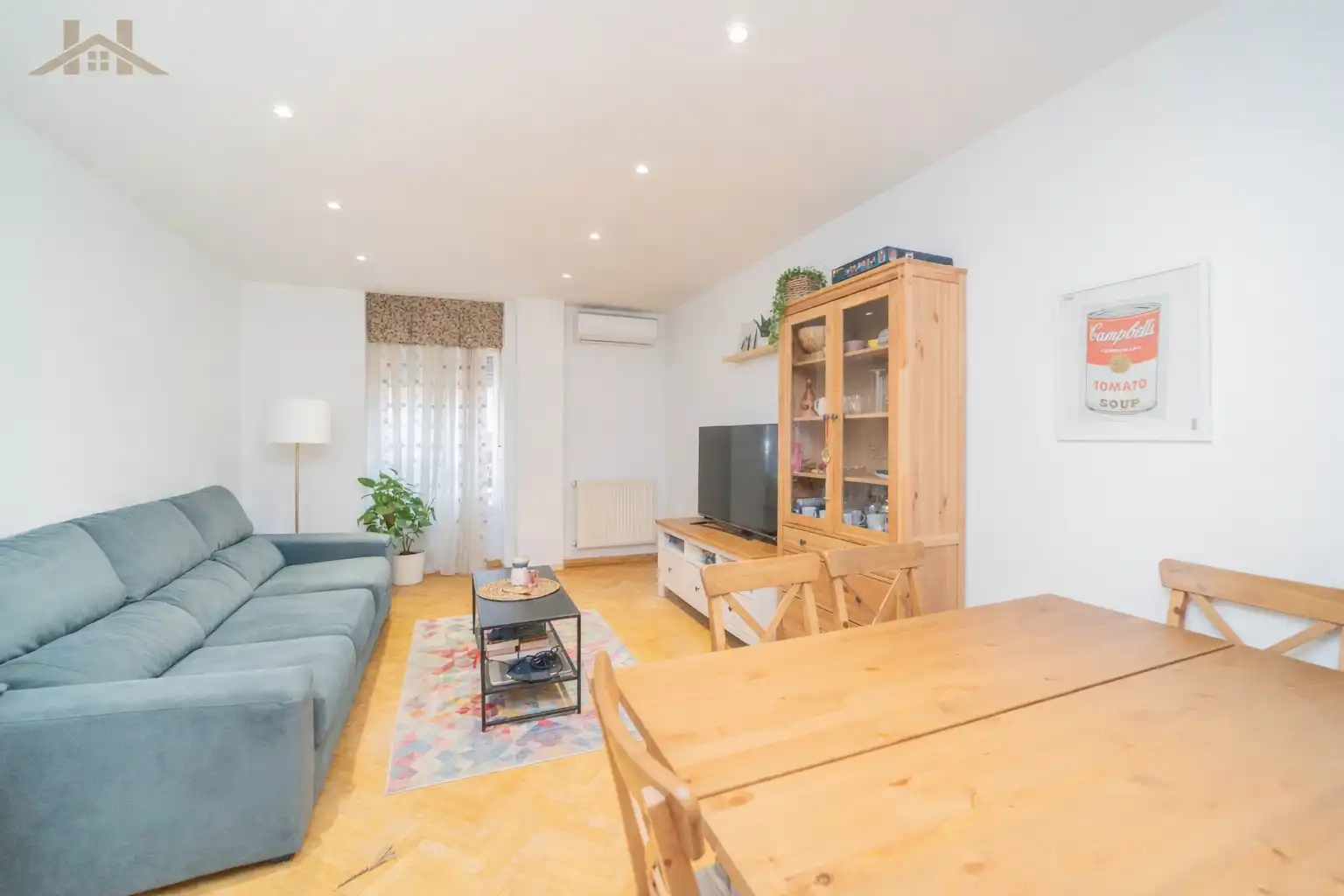 Sala de estar de Dúplex en venta en Leganés con Aire acondicionado, Calefacción y Parquet