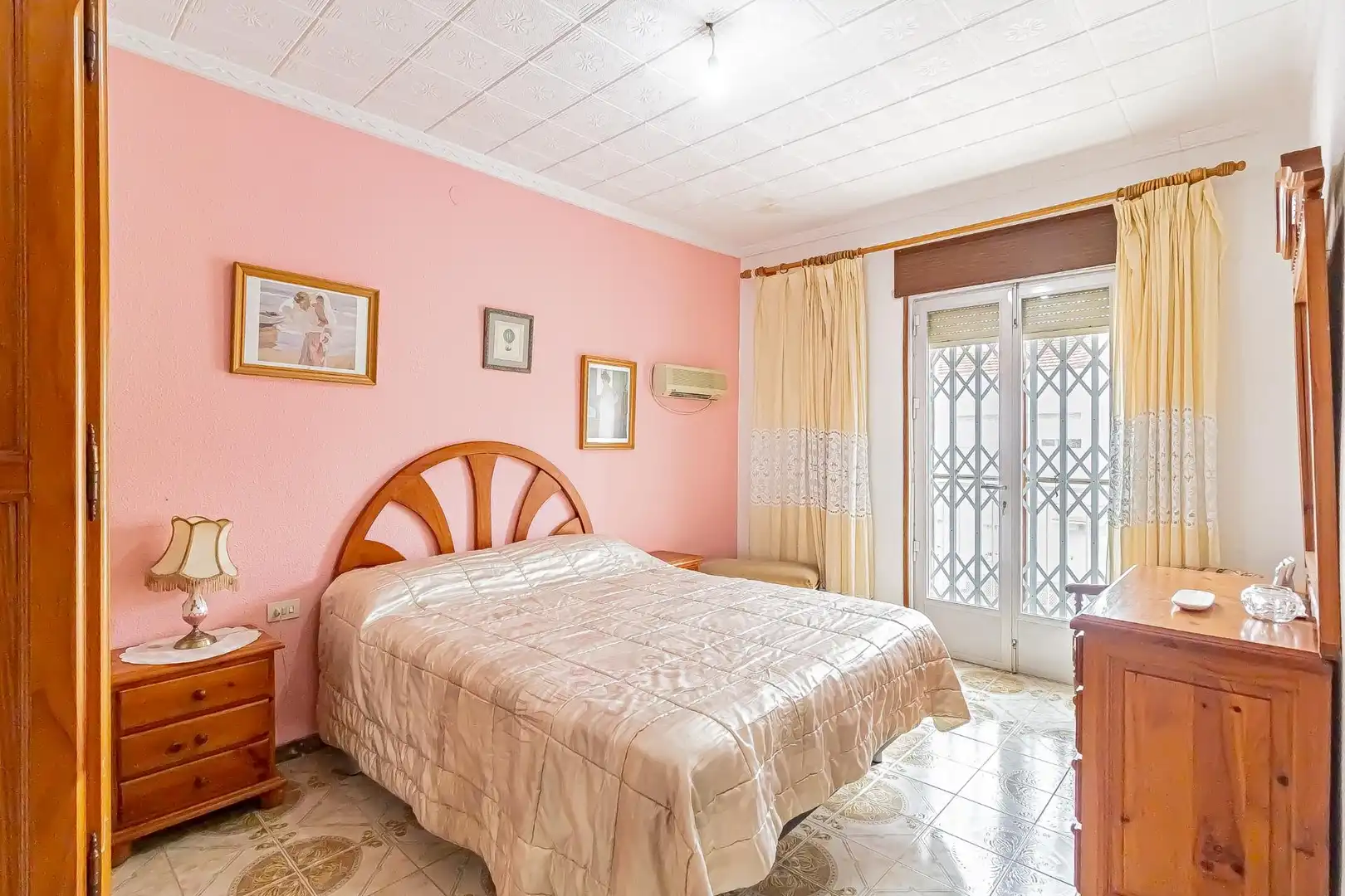 Schlafzimmer von Einfamilien-Reihenhaus zum Verkauf in Cartagena mit Privatgarten, Abstellraum und Balkon