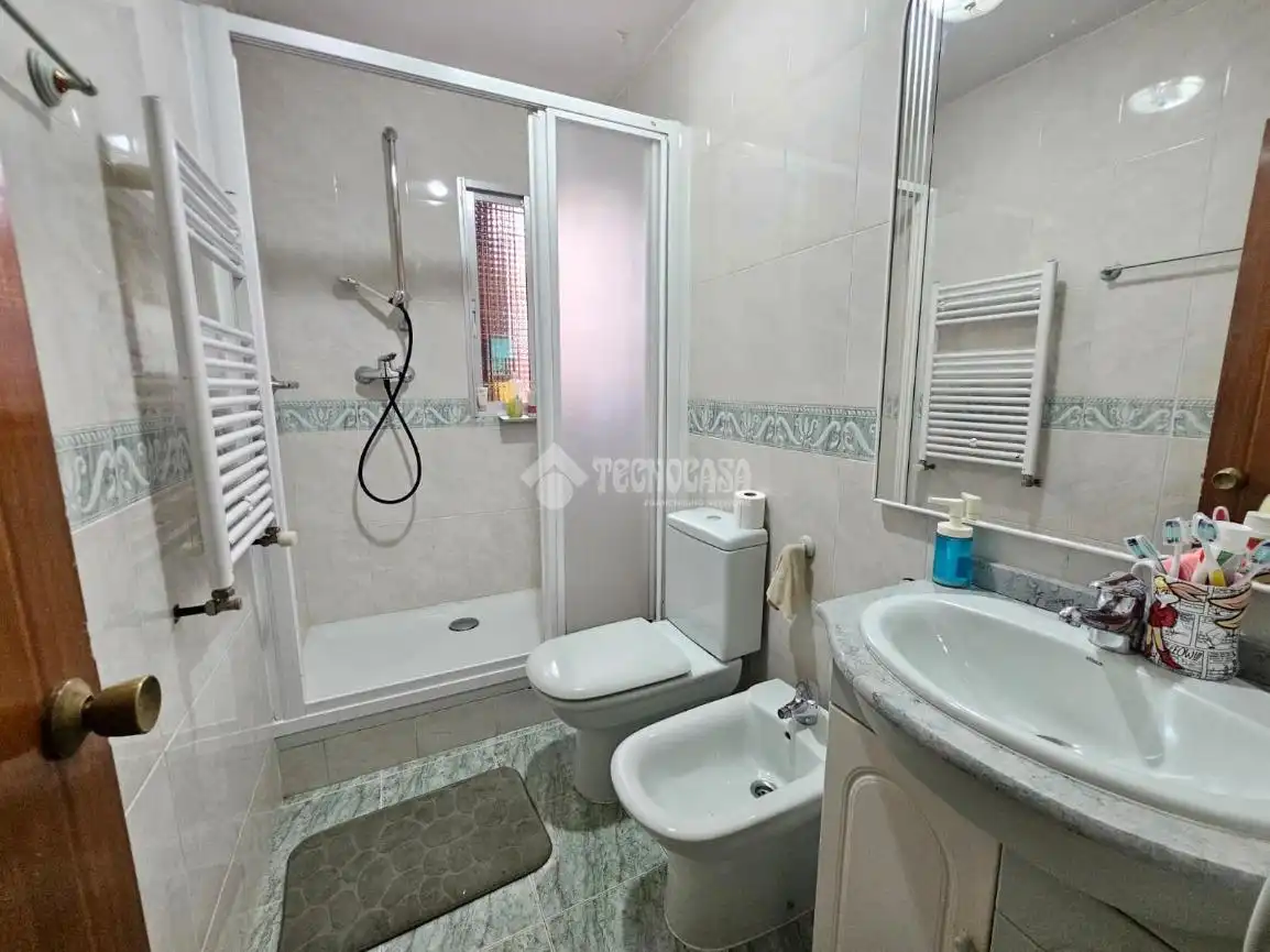 Baño de Piso en venta en Madrid con Calefacción