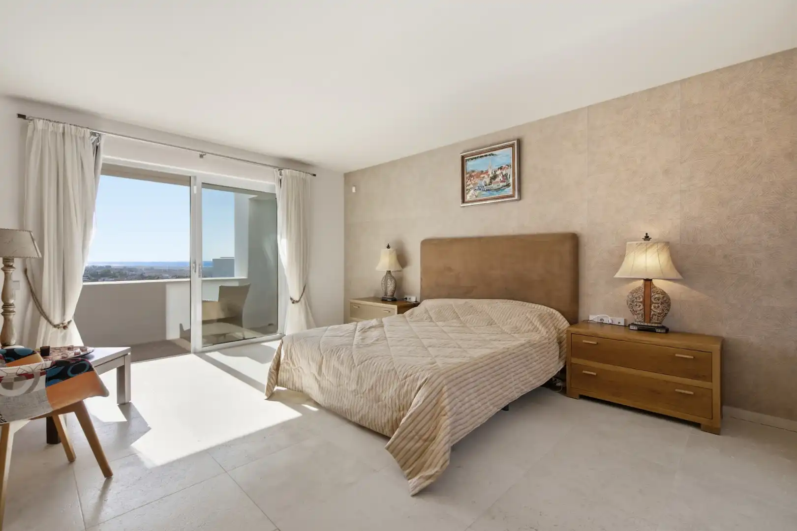 Habitación de Ático en venta en Benahavís con Aire acondicionado, Terraza y Trastero