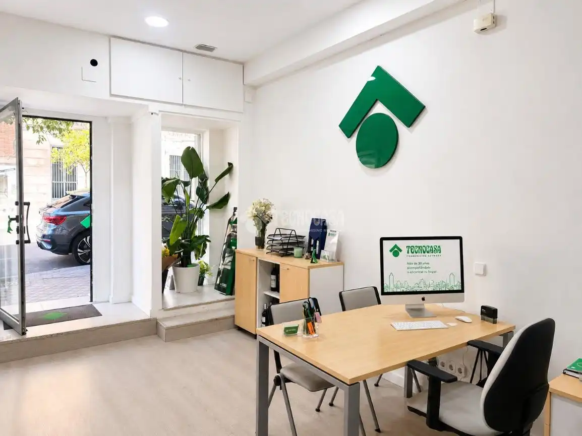 Flat for sale in Madrid  with Storage room and Balcony
