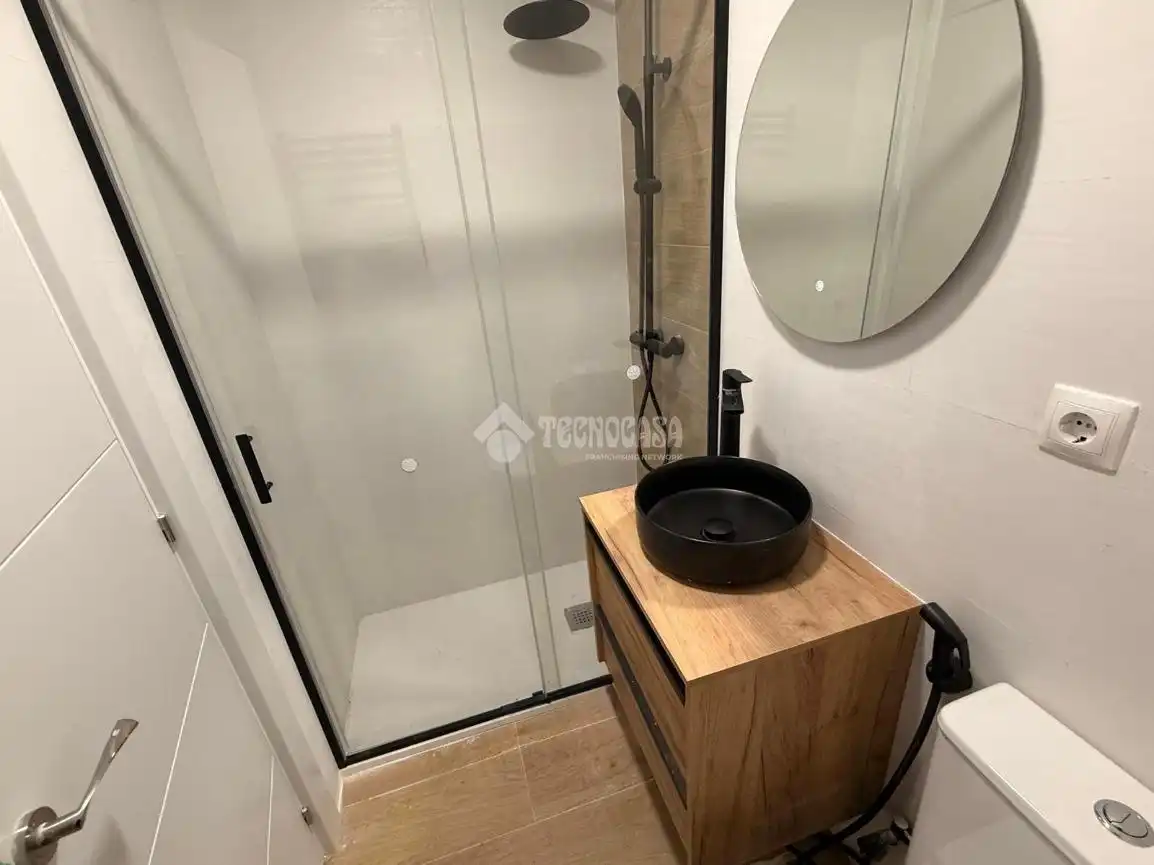 Baño de Piso en venta en Madrid con Parquet y Balcón