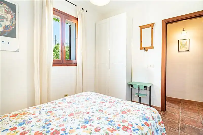 Dormitori de Finca rústica en venda en Binissalem amb Aire condicionat, Jardí privat i Terrassa