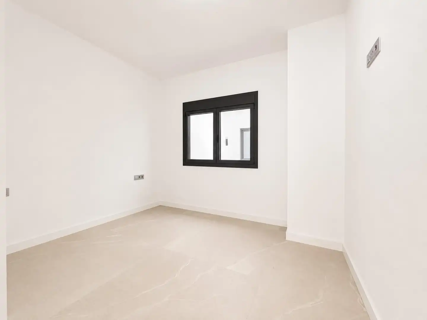 Schlafzimmer von Erdgeschoss zum Verkauf in Mollet del Vallès mit Klimaanlage, Heizung und Terrasse