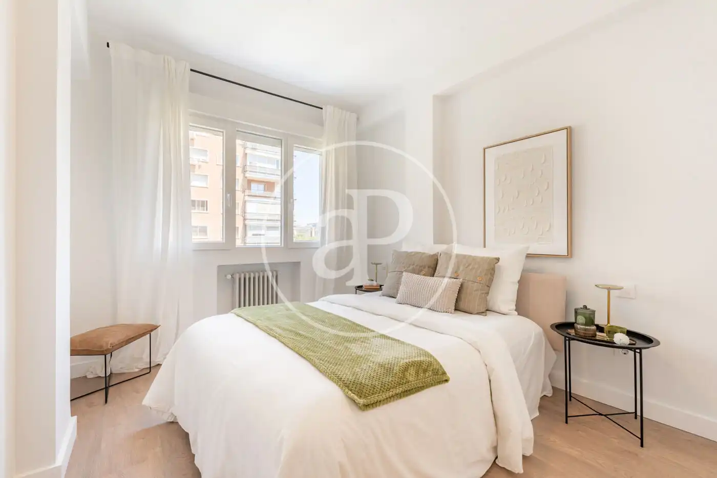 Bedroom of Flat for sale in Madrid  with Air Conditioner, Heating and Terrace