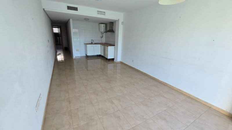 Flat for sale in C/ Granados                                      , Archena