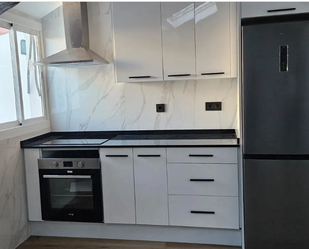 Kitchen of Apartment for sale in Vigo   with Air Conditioner, Heating and Oven