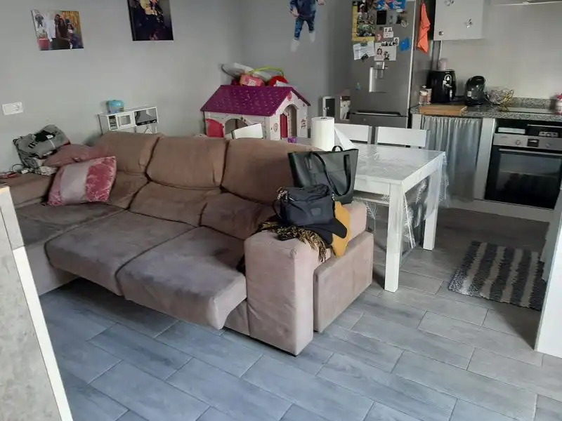 Wohnzimmer von Haus oder Chalet zum Verkauf in Algeciras mit Heizung, Terrasse und Möbliert