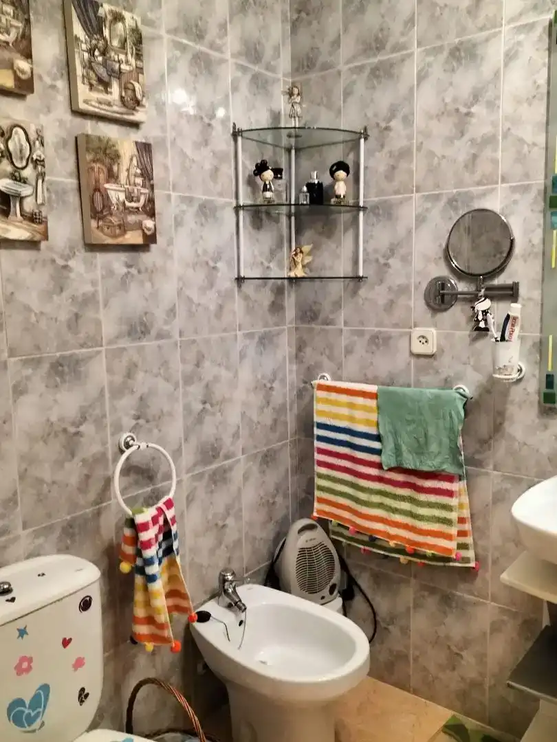 Baño de Piso en venta en Fuensanta de Martos con Aire acondicionado, Trastero y Amueblado