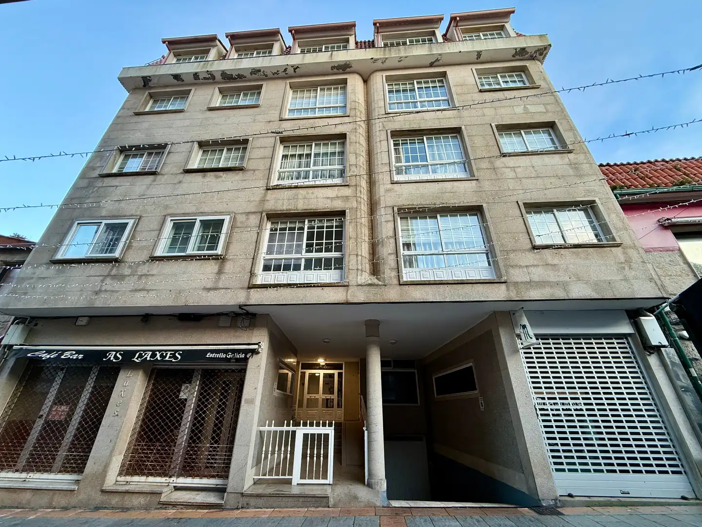 Exterior view of Attic for sale in O Grove    with Terrace, Storage room and Furnished