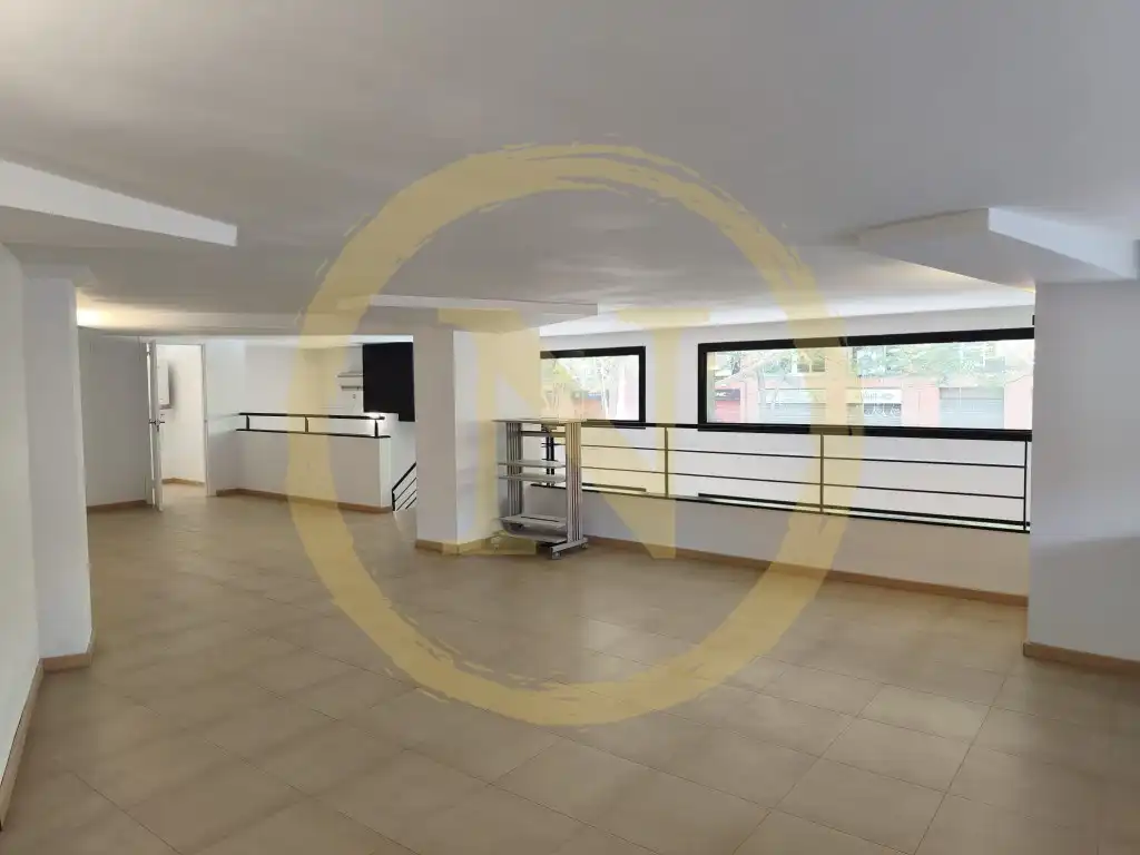Gewerbefläche zum Verkauf in Calle Segre, imagen 4
