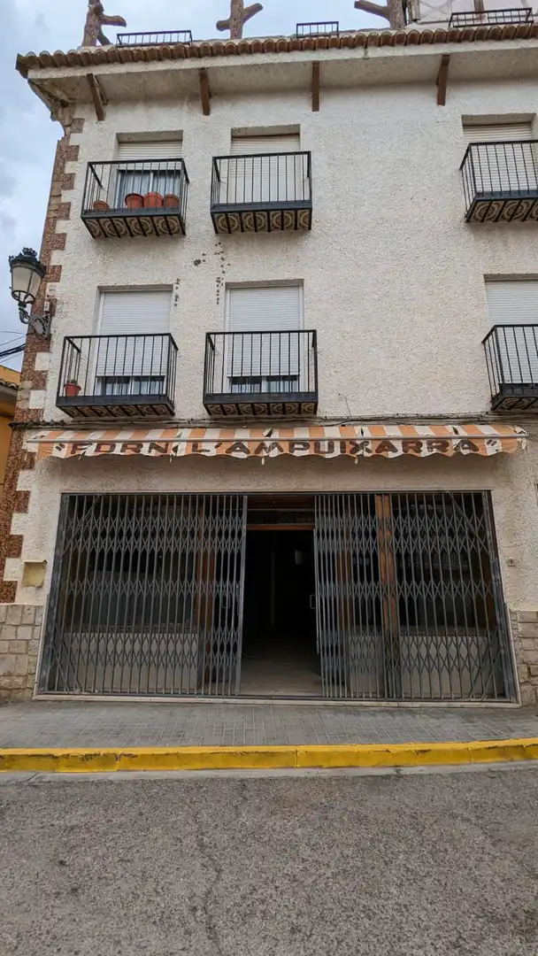 Gewerbefläche zum Verkauf in Calle San Vicente 32, imagen 3