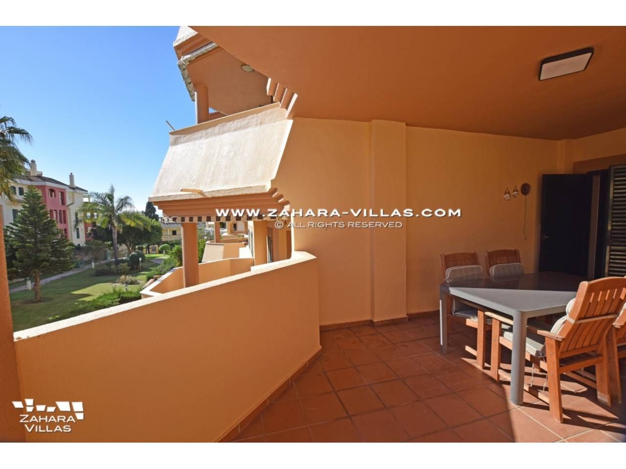 Terrassa de Pis en venda en Zahara de los Atunes amb Calefacció, Terrassa i Moblat