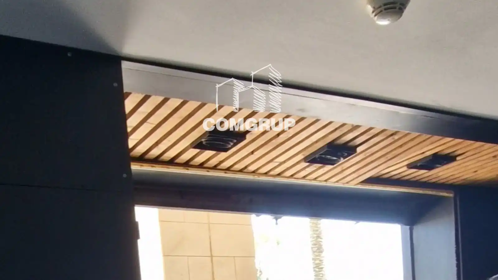 Terraza de Local en traspaso en Badalona con Aire acondicionado y Amueblado