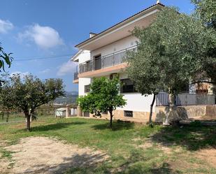 Vista exterior de Casa o xalet de lloguer en L'Ametlla del Vallès amb Aire condicionat, Terrassa i Balcó