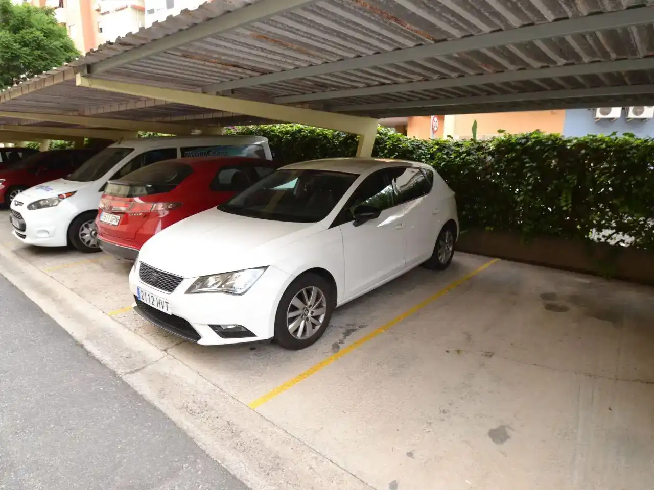 Parking de Piso en venta en Torremolinos con Aire acondicionado, Piscina y Balcón