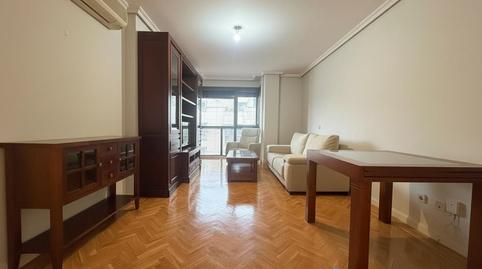 Foto 2 de Pis de lloguer a De Blas de Otero, Montserrat - Parque Empresarial, Madrid