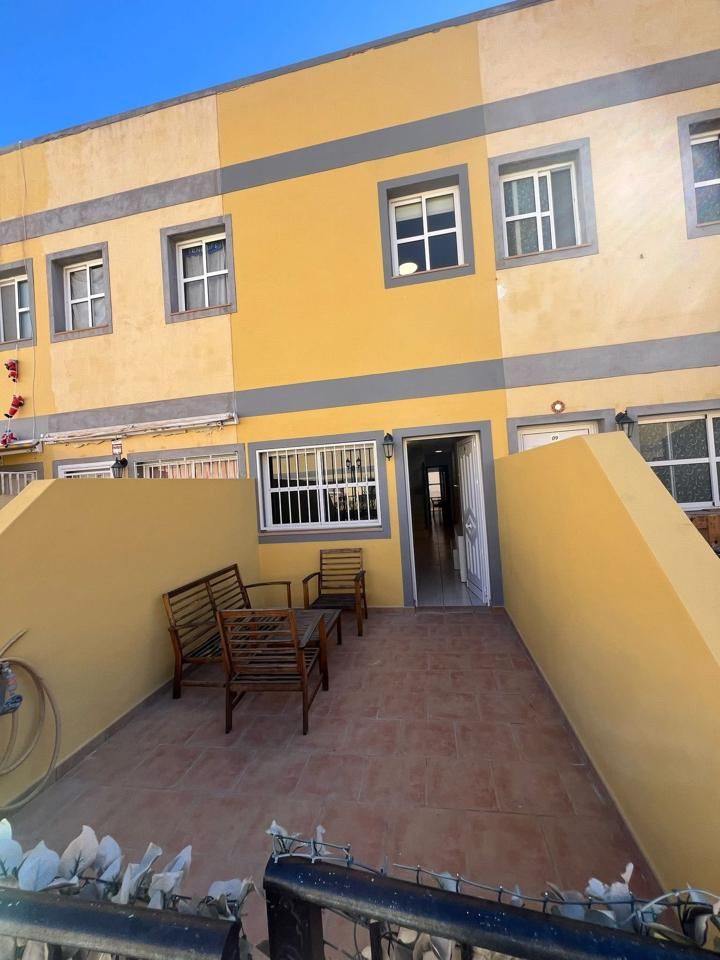 Vista exterior de Dúplex en venda en Arona amb Terrassa i Balcó
