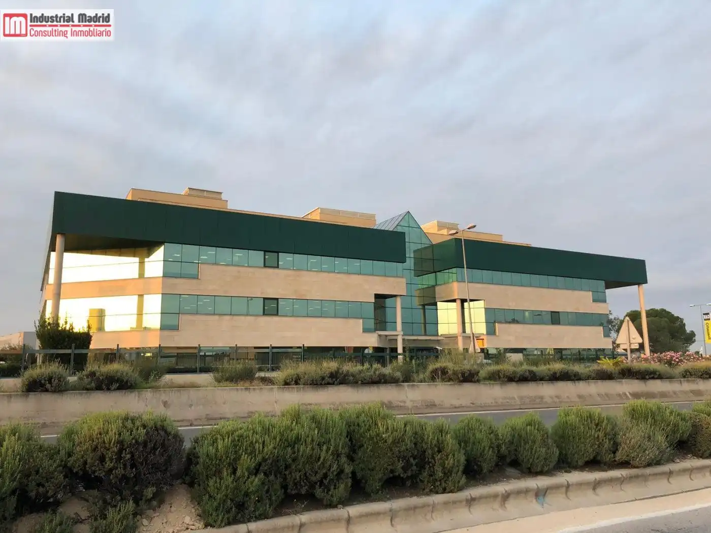 Vista exterior de Oficina en venta en Arganda del Rey