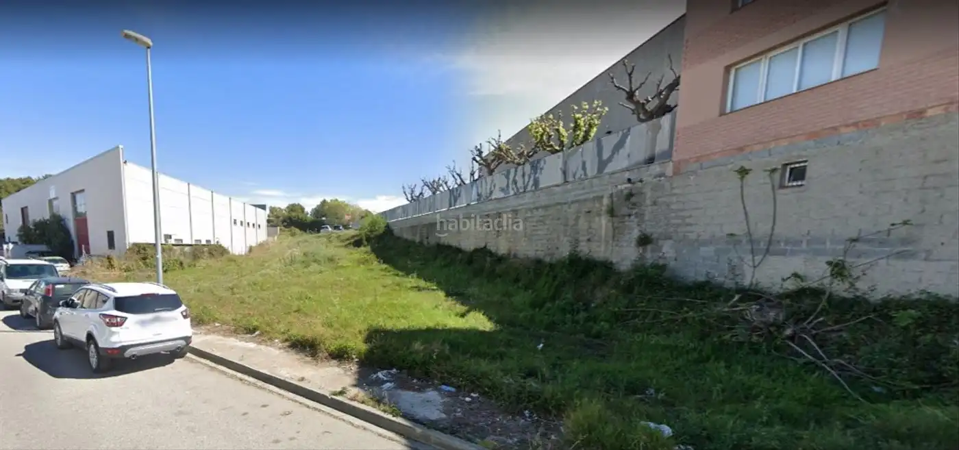 Terreno industrial en venta en Avinguda les Roquetes 16B