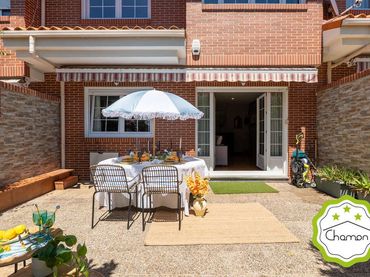 Adosado con jardín en venta en Loiu