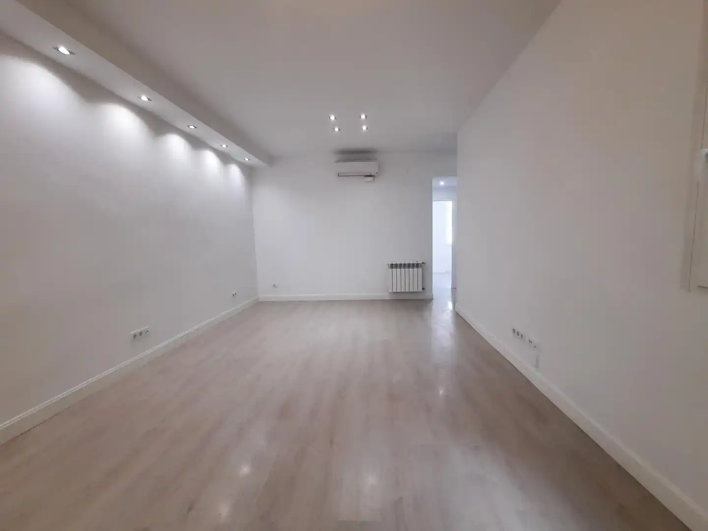 Wohnung zur Miete in Madrid mit Klimaanlage, Heizung und Parkett